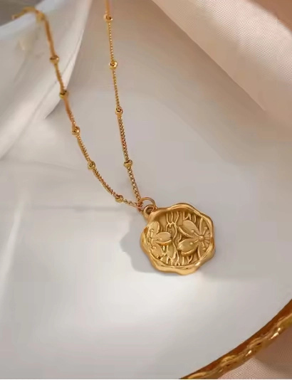 Cherry Flower Coin Necklace Stainless steel 316L anti tarnish stainless steel Necklaces