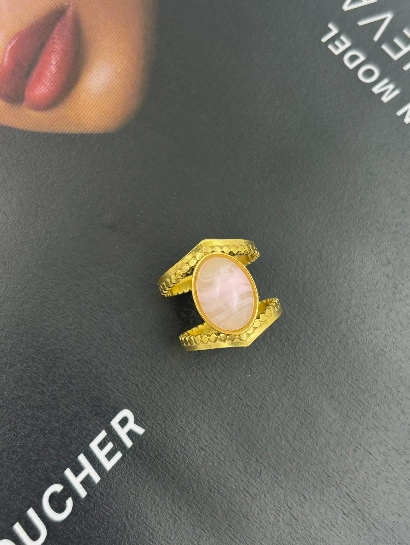 Golden Rose Quartz Oval Shaped Ring 316L anti tarnish stainless steel Rings