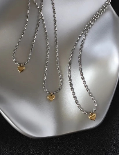 Golden heart necklace in silver chain 316L anti tarnish stainless steel Necklaces