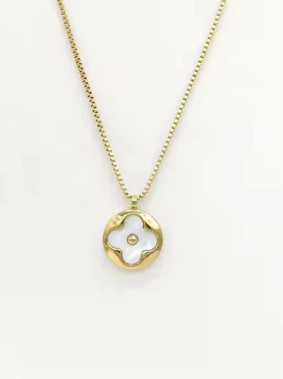 Small Flower White  Charm Necklace Stainless Steel Fine Pendant Necklace 316L anti tarnish jewellery