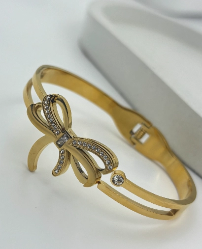 Stainless Steel Bow Bracelet with Glowing Zirconia Stones 316L anti tarnish jewellery